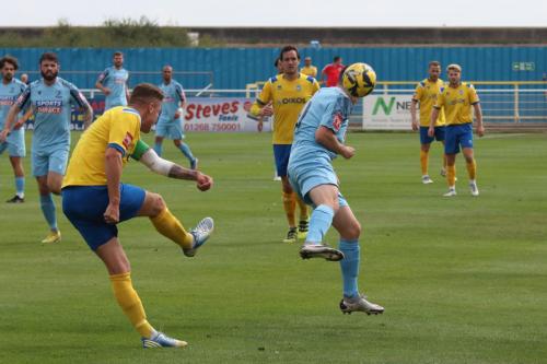 IMG 7489-Michael-Finneran-clears-from-Marcus-Wyllie