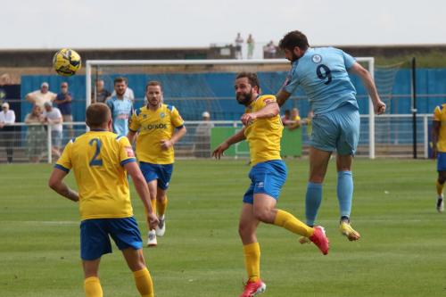 IMG 7538-Jake-Cass-R-wins-a-challenges-against-Elliott-ronto