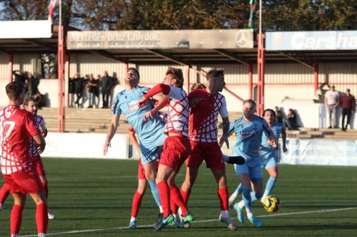 IMG 0887-Enfields-Anthony-Wordsworth-challenges-Ollie-Cook