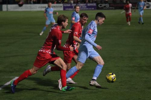 IMG 1069-Marcus-Wyllie-pursued-by-Ollie-Cook-L-and-Bradley-Williams