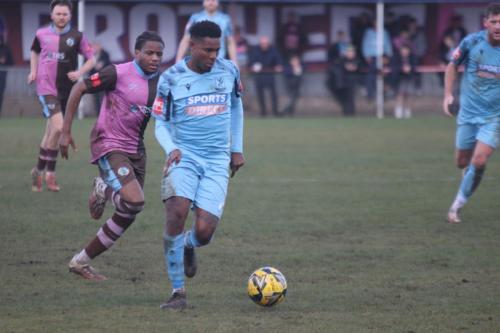 IMG_6719-Leslie-Duru-L-chases-Khale-Da-Costa