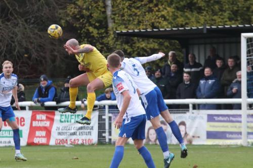 IMG 1788-Matt-Johnson-wins-a-header