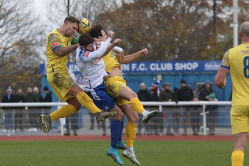 IMG 1878-Jake-Cass-challenged-by-Ryan-Henshaw-L-and-Anthony-Church