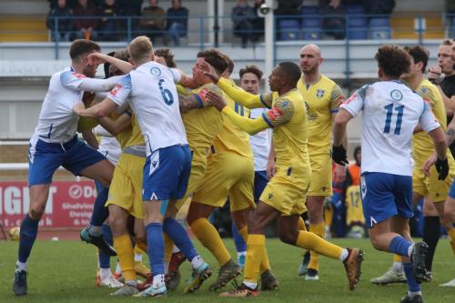 IMG 1991-The-match-arguably-turned-on-this-confrontation-between-Lewis-Knight-James-Richmond-and-Harry-Beadle-who-were-all-sent-off.