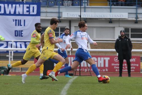 IMG 2063-Enfields-Sam-Youngs-launches-a-breakaway