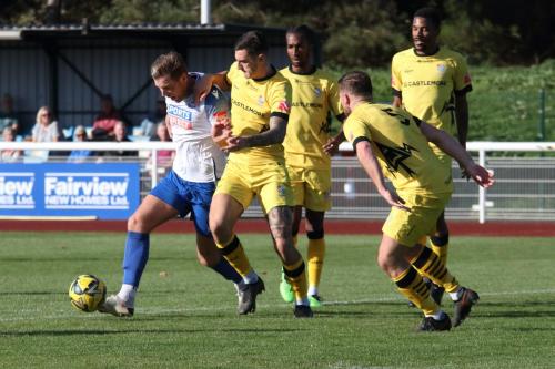 IMG 8979-Enfields-Adam-Cunnington-holds-off-Matthew-Ridley