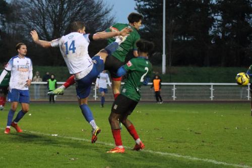 IMG 2722-Declan-Skura-heads-clear-from-Adam-Cunnington