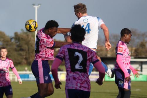 IMG 5442-Adam-Cunnington-beats-Sinnkaye-Christie-in-the-air