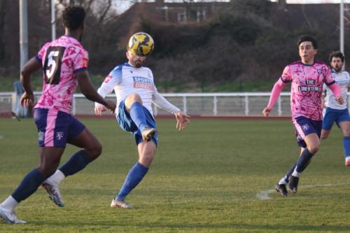 IMG 5606-Jake-Cass-brings-the-ball-under-control