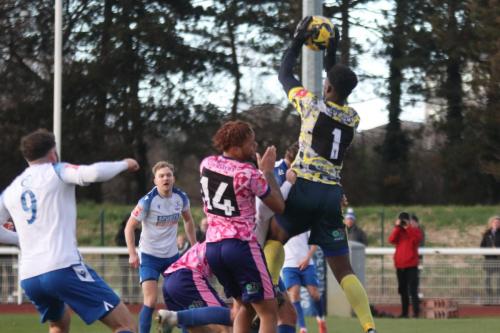 IMG 5660-Margates-Daniel-Jinadu-catches-a-cross-but-collides-with-Sam-Youngs-provoking-a-brief-altercation