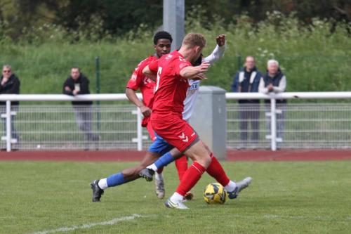 IMG 9417-Aveleys-Ryan-Scott-blocks-Andre-Cokers-path