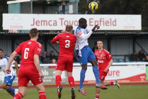 IMG 9601-Enfields-Michael-Bakare-wins-a-challenge-against-Tom-Stephen