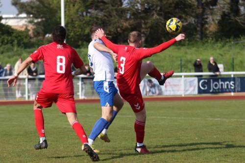 IMG 9660-Tom-Stephen-R-clears-from-Jake-Cass