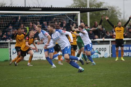 IMG 7321-Enfield-celebrate-as-Cray-appeal-in-vain-for-a-foul