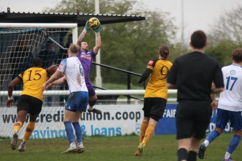 IMG 8061-Enfields-Nathan-McDonald-catches-a-cross