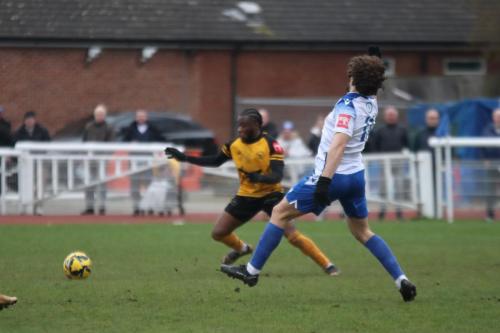 IMG 8112-Lyle-Della-Verde-plays-the-ball-past-Jephte-Tanga