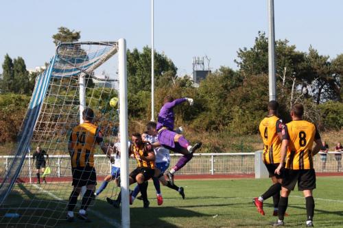 IMG 6778-An-Enfield-corner-beats-everyone