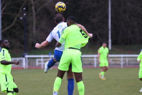 IMG 4011-Adam-Cunnington-challenges-Kraig-McLeod