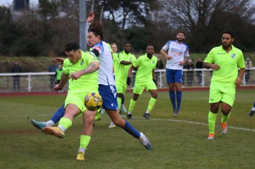IMG 4189-Dylan-Kearney-clears-from-Sam-Youngs
