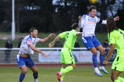 IMG 4340-Sam-Youngs-wins-a-header