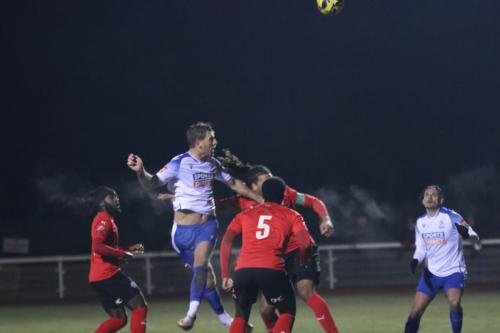 IMG 3252-Adam-Cunnington-wins-a-header