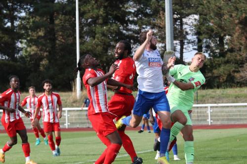 IMG 7009-Enfields-Jake-Cass-challenges-at-a-corner