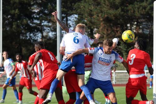 IMG 7083-Enfields-James-Richmond-6-and-Rian-Bray-challenge-at-a-corner