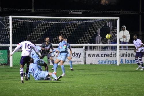 IMG 8718-Jean-Pascal-Trey-Masikini-16-slices-a-shot-out-of-play-for-a-throw-in