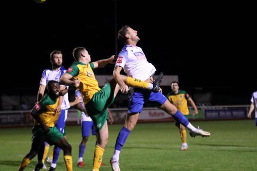 IMG 8425-Adam-Cunnington-L-wins-a-challenge-against-Luca-Cocoracchio