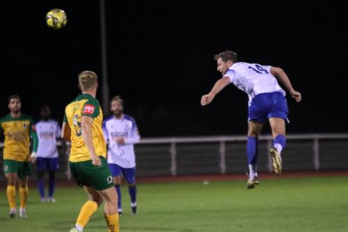 IMG 8429-Adam-Cunnington-heads-for-goal