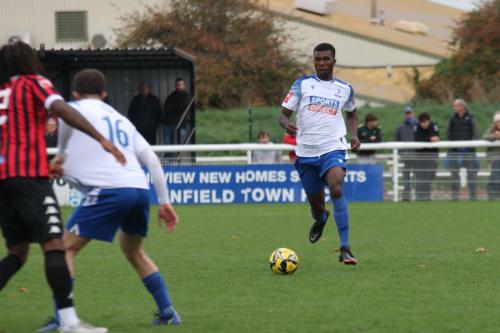 IMG 9635-Dequane-Wilson-Braithwaite-brings-the-ball-out-of-defence