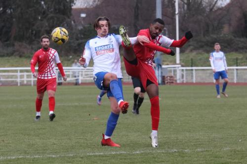 IMG 3548-Kurtis-Cumberbatch-R-clears-from-Sam-Youngs