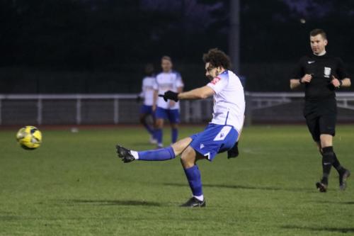 IMG 3727-Lyle-Della-Verde-shoots-over-the-bar