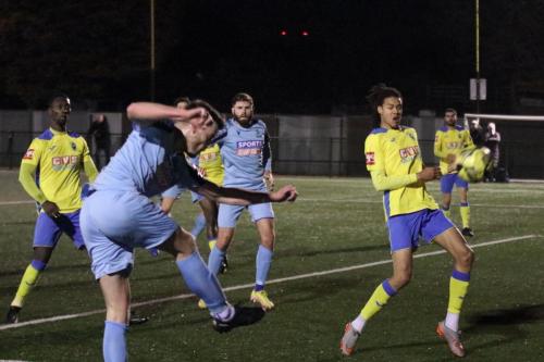 IMG 1189-Lewis-Knight-shoots-high-and-wide