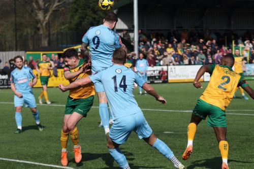 IMG 8342-Enfields-Jake-Cass-9-heads-over-when-Adam-Cunnington-may-have-been-in-a-better-position