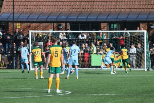 IMG 8378-Tom-Kavangahs-free-kick-finds-the-top-corner-to-put-Horsham-ahead-2-1