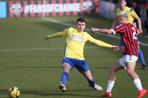 IMG 6038-Marcus-Wyllie-L-and-Archie-Tamplin