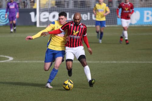 IMG 6046-Marcus-Wyllie-L-and-Ryan-Gondoh