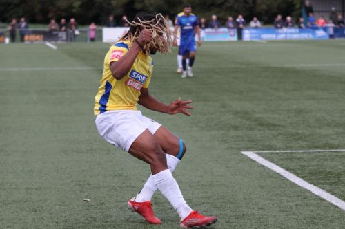 IMG 7960-Wraynel-Hercules-scores-the-first-Enfield-goal-two-minutes-after-Margates-opener