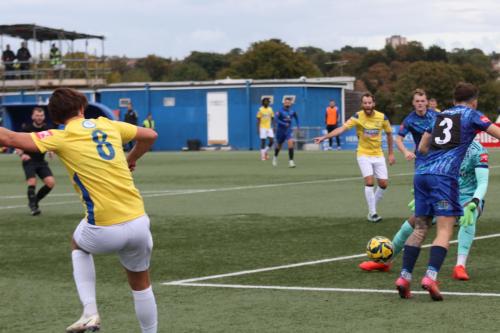 IMG 7997-After-Amadou-Tangaras-fumble-Sam-Youngs-can-only-play-the-ball-back-to-him