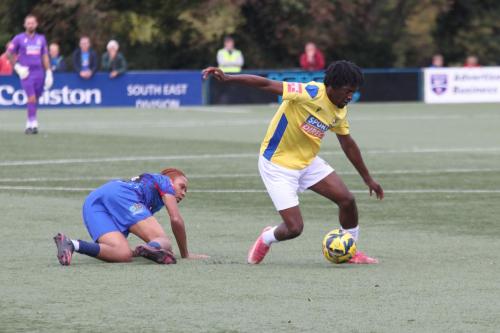 IMG 8017-Andre-Coker-leaves-Peter-Ojemen-floundering-in-his-wake