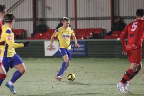 IMG 3812-Joe-Payne-attacks-from-left-back