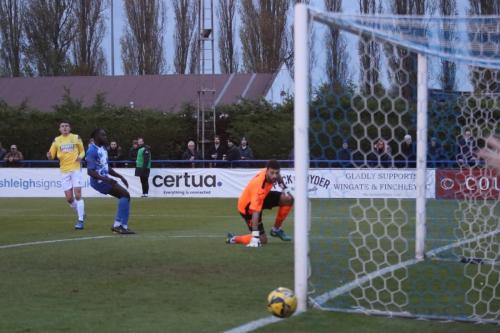 IMG 1494-Marcuis-Wyllie-shoots-narrowly-wide