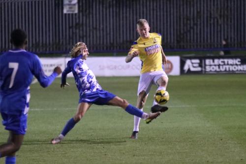 IMG 1543-Elliot-Long-challenges-Joe-Payne