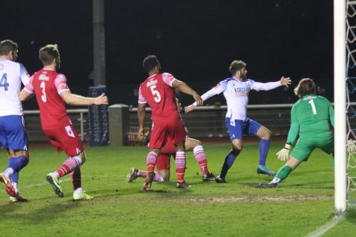 IMG 6966-Nathan-Bertram-Cooper-kneeling-puts-the-ball-out-for-a-corner