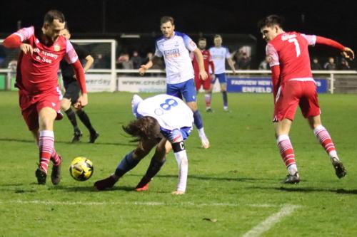 IMG 7223-Sam-Youngs-loses-his-balance-trying-to-get-past-Jordan-Clark-L