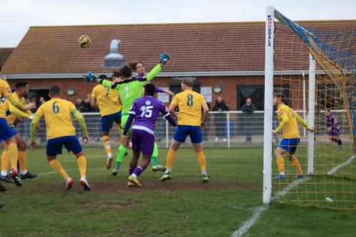 IMG 8155-Sam-Youngs-flicks-the-ball-across-the-six-yard-area