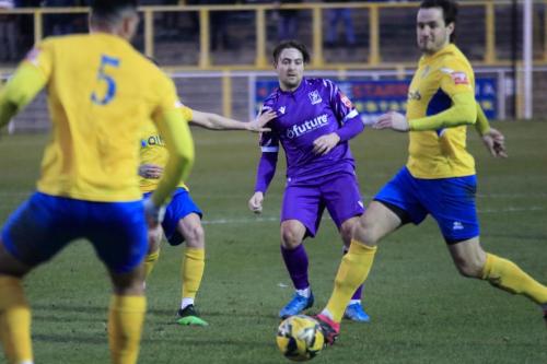 IMG 8276-Enfields-Lewis-Taaffe-threads-a-pass-through-the-defence