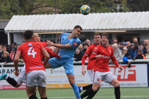 IMG 3003-Enfields-Taylor-McKenzie-wins-a-header