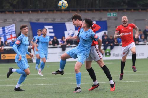 IMG 3031-Chathams-Dean-Beckwith-heads-clear-from-Marcus-Wyllie